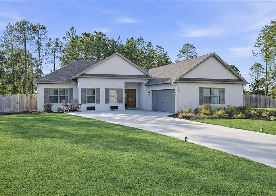 1st image of 165 Silver Bluff Cir