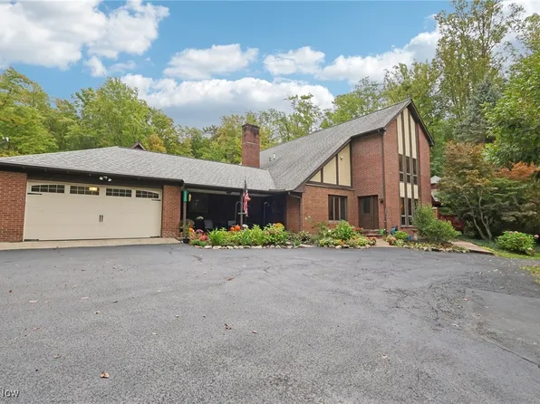 12331 Rockhaven Rd, Chesterland, OH 44026