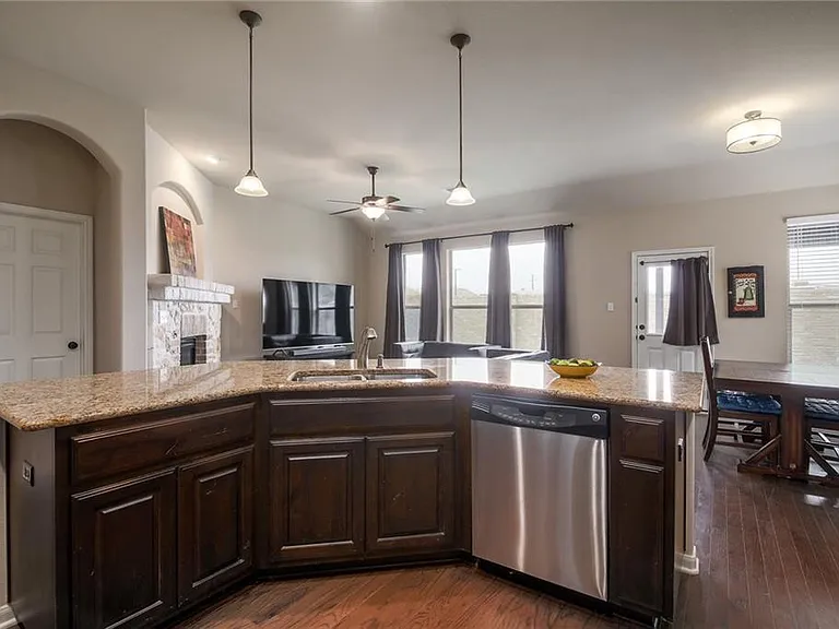 124 Navigator Dr — Photo 10