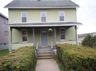 409 W Clark St, East Palestine, OH