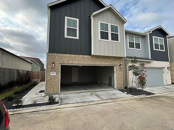2nd image of 5530 Holguin Hollow St