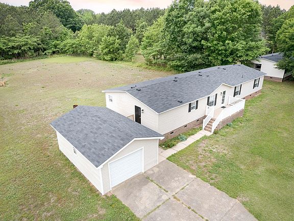 3rd image of 10037 Smith Rd