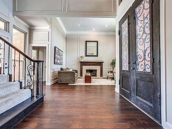 4th image of 6907 Hickory Creek Ln