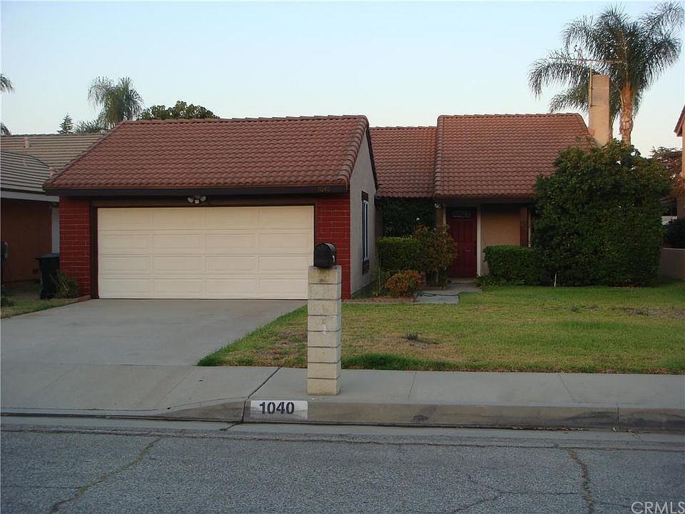 1st image of 1040 N Darfield Ave