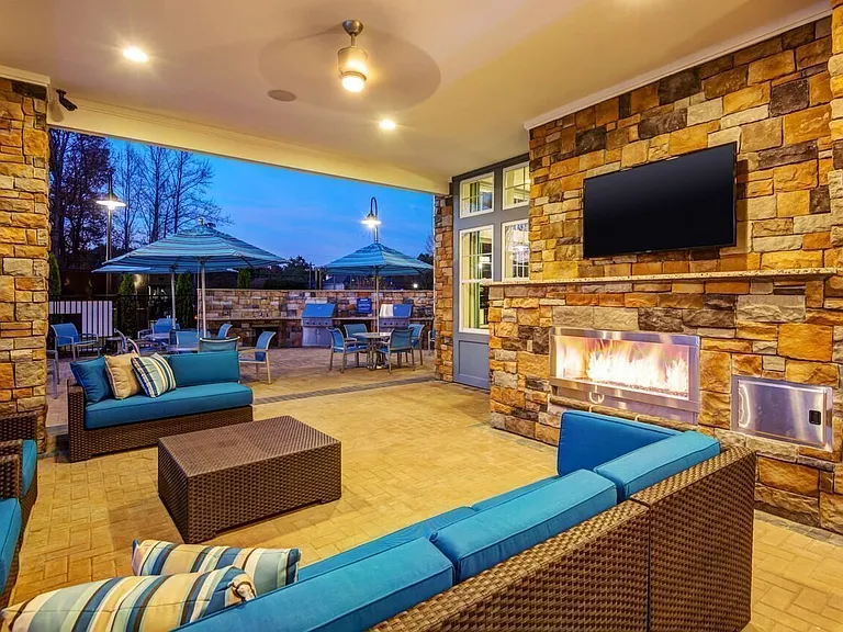 Outdoor Lounge