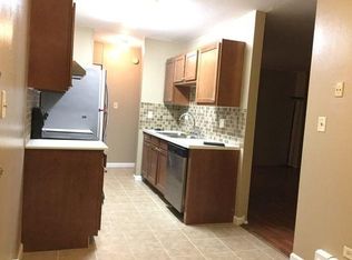 681 Elmhurst Rd, Des Plaines, IL 60016