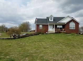 102 Dayhill Ct, Coxs Creek, KY 40013