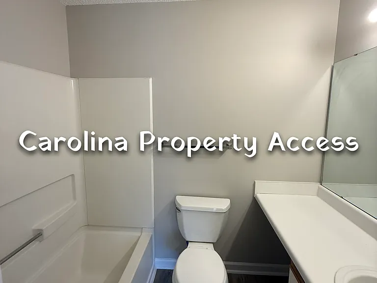 1401 Collegiate Cir #202 — Photo 26