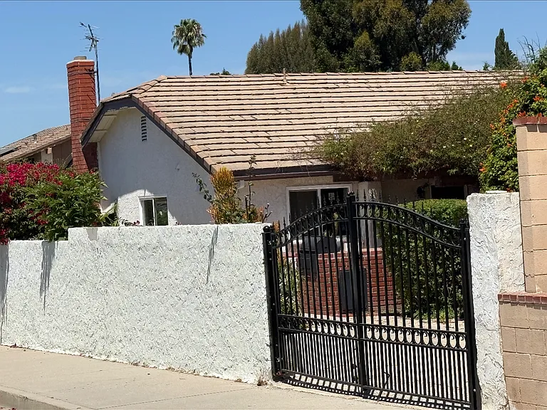 11700 Sierra Morena Ct — Photo 19