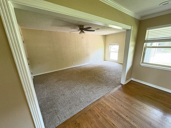 4th image of 8546 Stillwater Dr