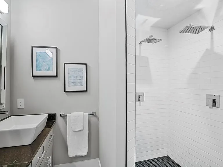 79 Adair Ave — Photo 18