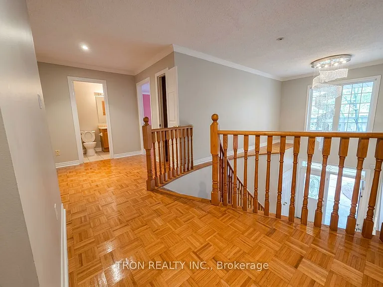 32 Arundel Dr — Photo 16