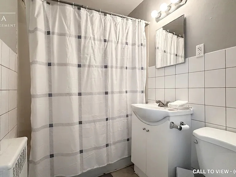 1007 Adelaide St N #10 — Photo 6