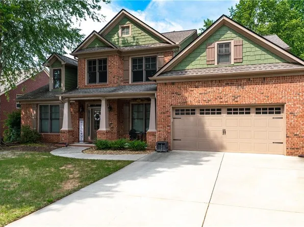 6163 Stillwater Pl, Flowery Branch, GA 30542