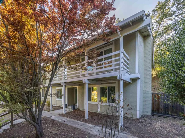 320 Miranda Ln, Alamo, CA 94507