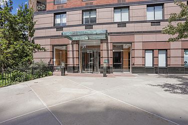 Liberty House at 377 Rector Place in Battery Park City