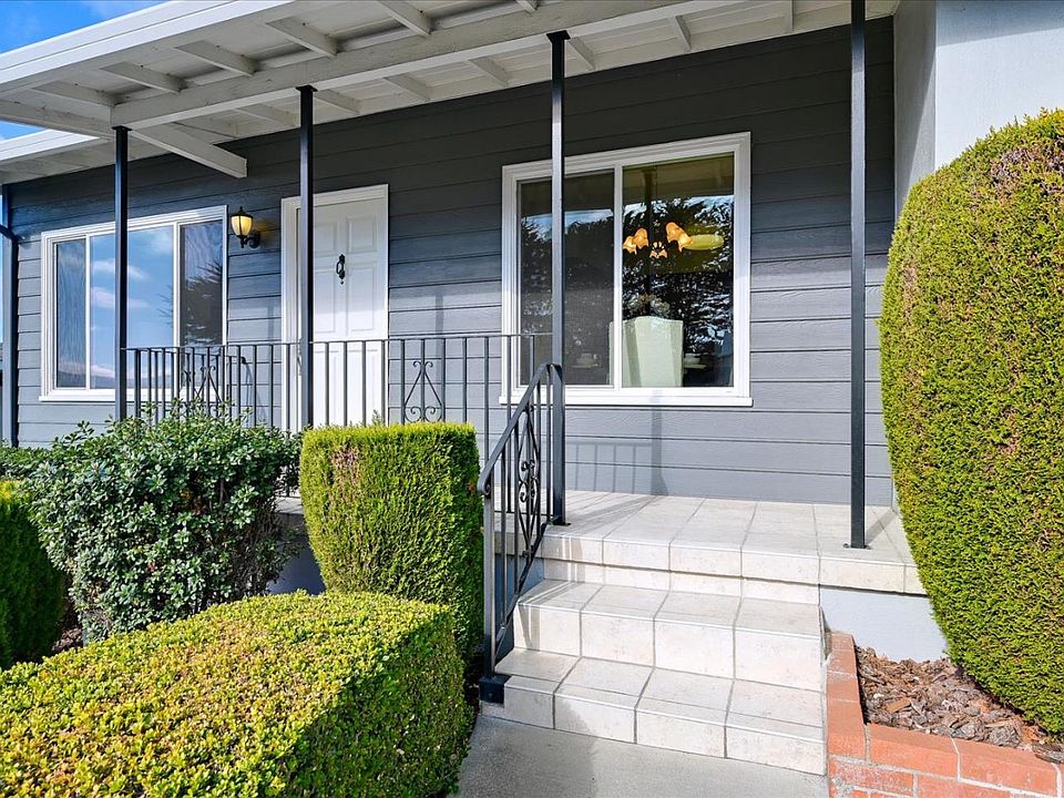 1st image of 441 Dolores Way