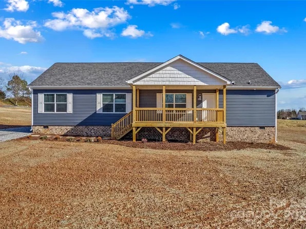 451 Lookout Dam Rd, Statesville, NC 28625