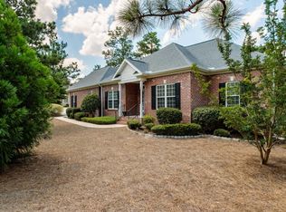 2 Raleigh Dr, Pinehurst, NC 28374