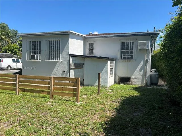 740 NW 31st St — Photo 10