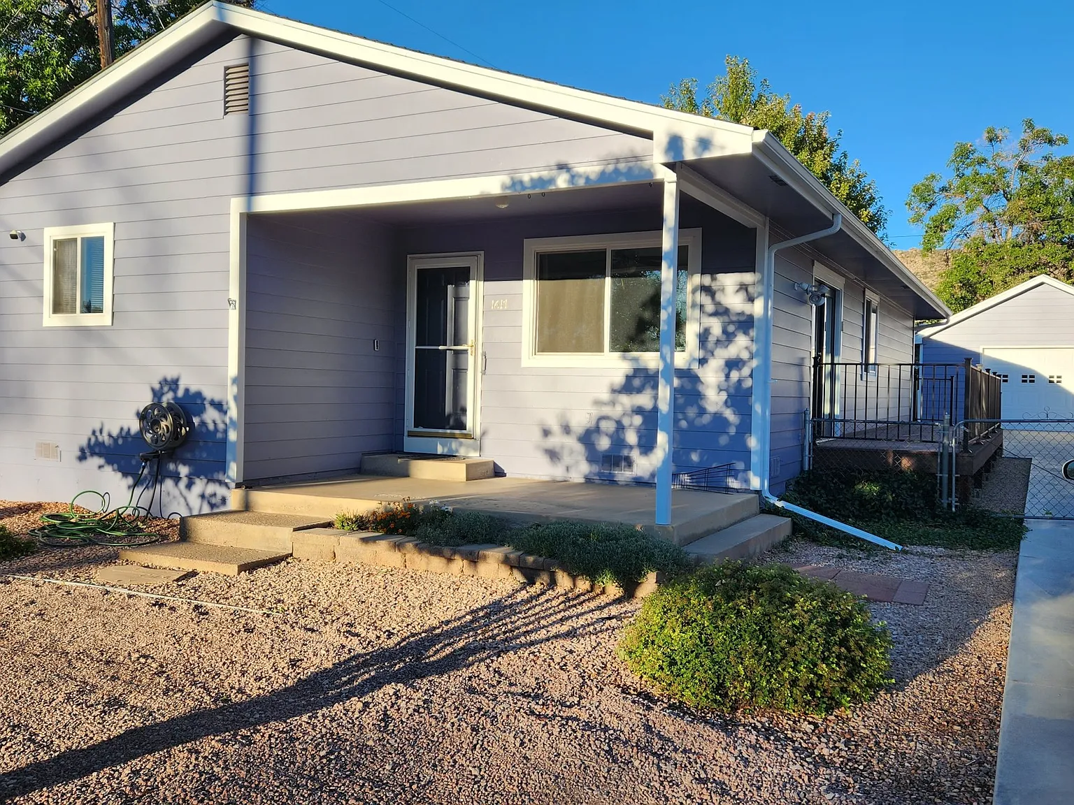 3 bed, 1232 sqft, $1,750 — Photo 2