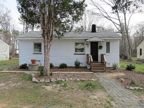 1st image of 203 Oak Glen St