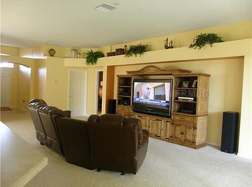 4th image of 6829 Bluff Meadow Ct
