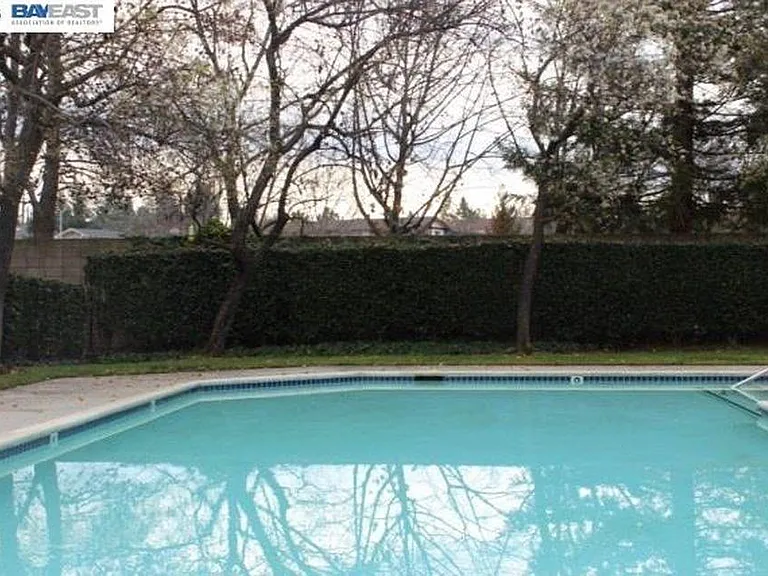 3403 Smoketree Commons Dr — Photo 9