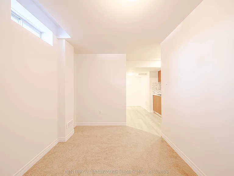 2057 Horace Duncan Cres #BASEMENT — Photo 13