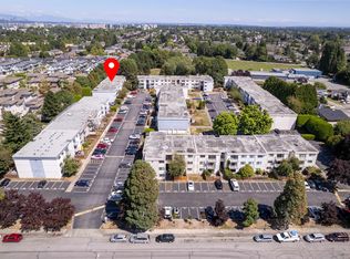 7200 Lindsay Rd #304, Richmond, BC V7C 2P5