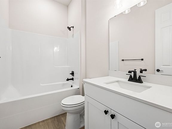 5th image of 11814 63rd ST Ct E Street Ct E #04