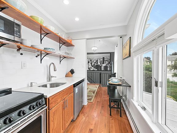 2nd image of 88-82 192nd St #2