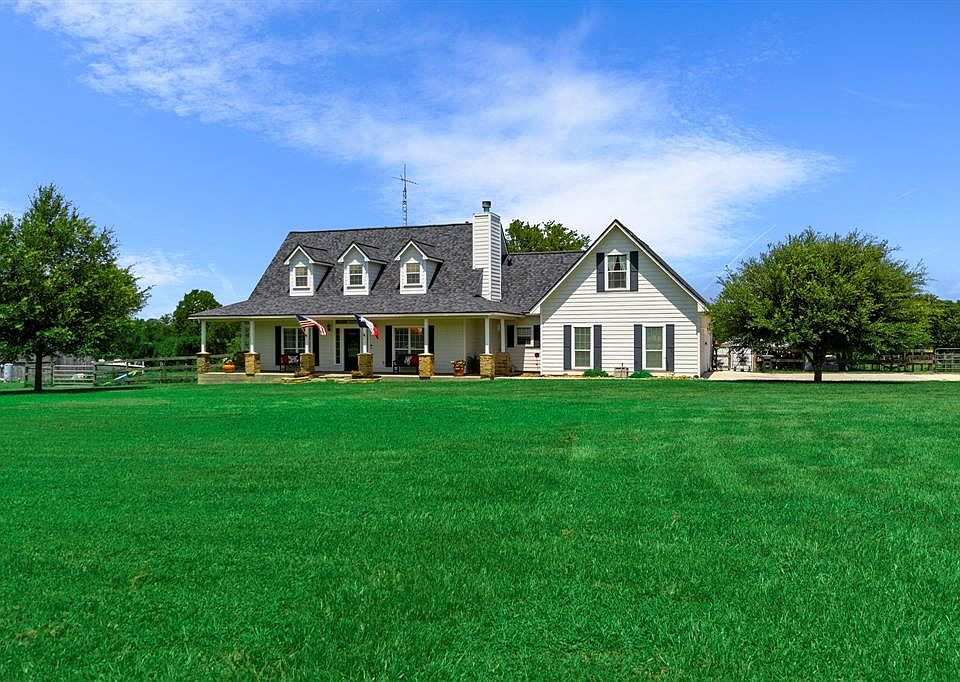 1st image of 8434 Rolling Oaks Dr