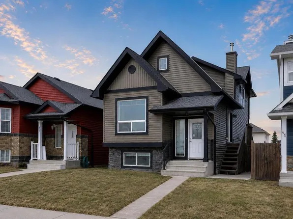 41 E Saddlefield Dr NE, Calgary, AB T3J 4Z9