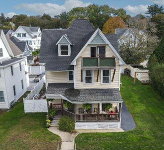 9 Grove Ave Floor 2, Westerly, RI, 02891