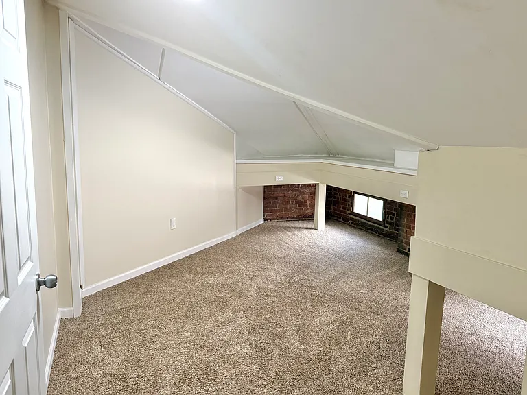 41 King Ave #D — Photo 17