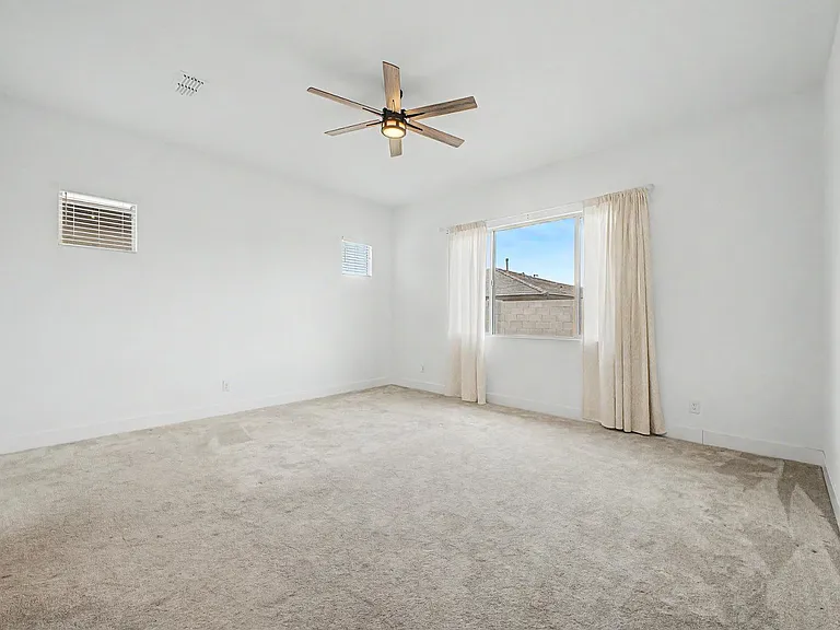 13103 N 174th Dr — Photo 28
