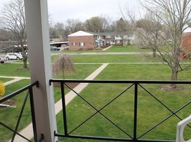 1097 Tienken Ct