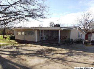 662 Davistown Rd, Section, AL 35771