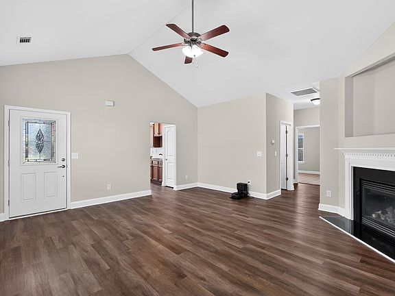 5th image of 640 Flintrock Dr
