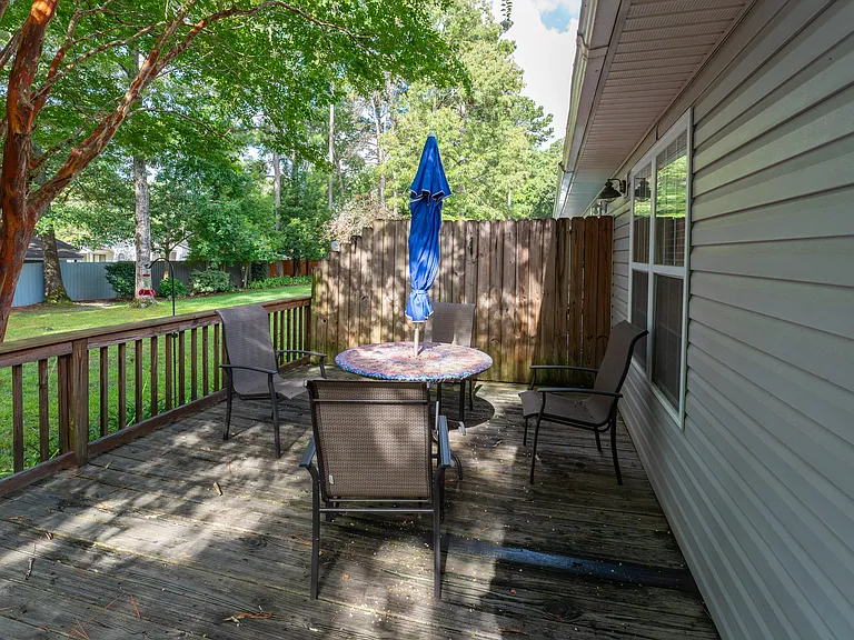 111 Pine Lake Dr — Photo 12