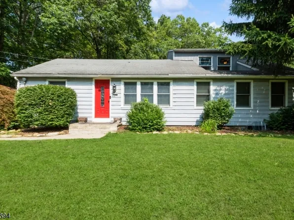 521 W Hill Rd, Lebanon Twp., NJ 08826