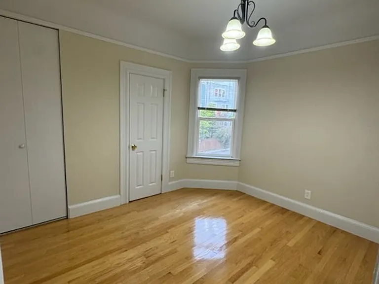 249 Duboce Ave — Photo 2