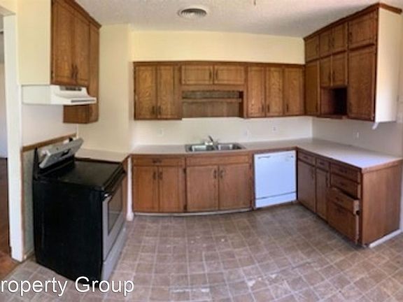 4th image of 2212 NW 36th St