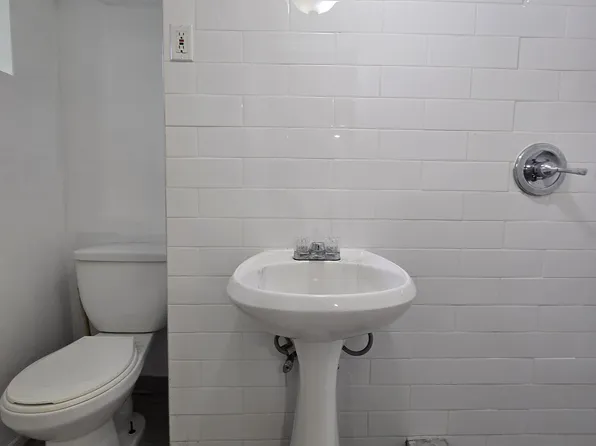 1395 East 15th Street HOUSE image 19 of 20