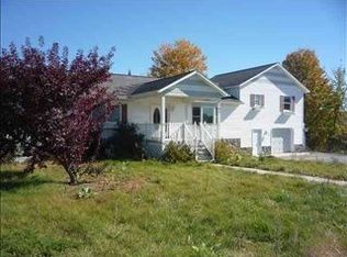 485 Orchard Ridge Dr, Petoskey, MI 49770