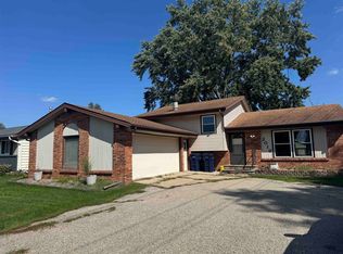 2016 N Pontiac Dr, Janesville, WI 53545