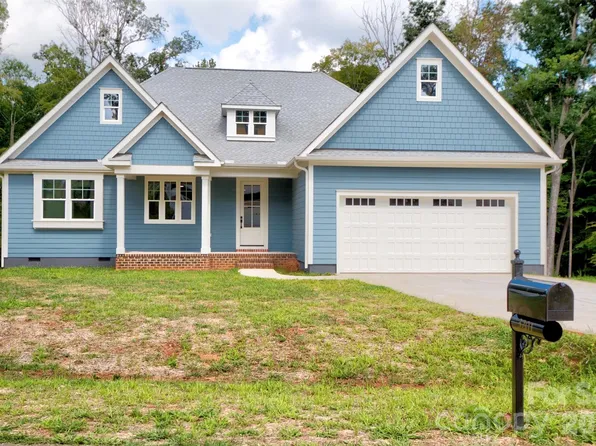 3201 Timber Run Ln, Maiden, NC 28650