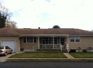 802 Debora St, Northfield, NJ 08225