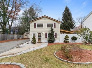 73 Comet Rd, Methuen, MA 01844